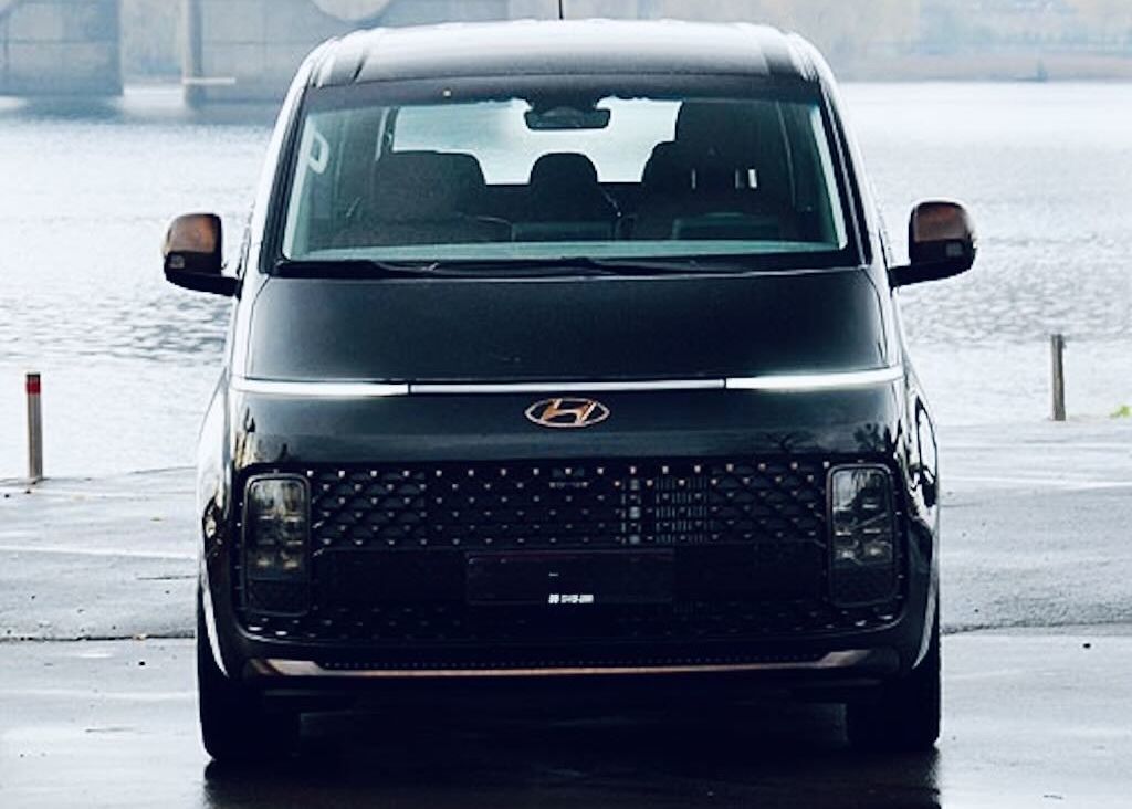 Аренда hyundai staria в Минске
