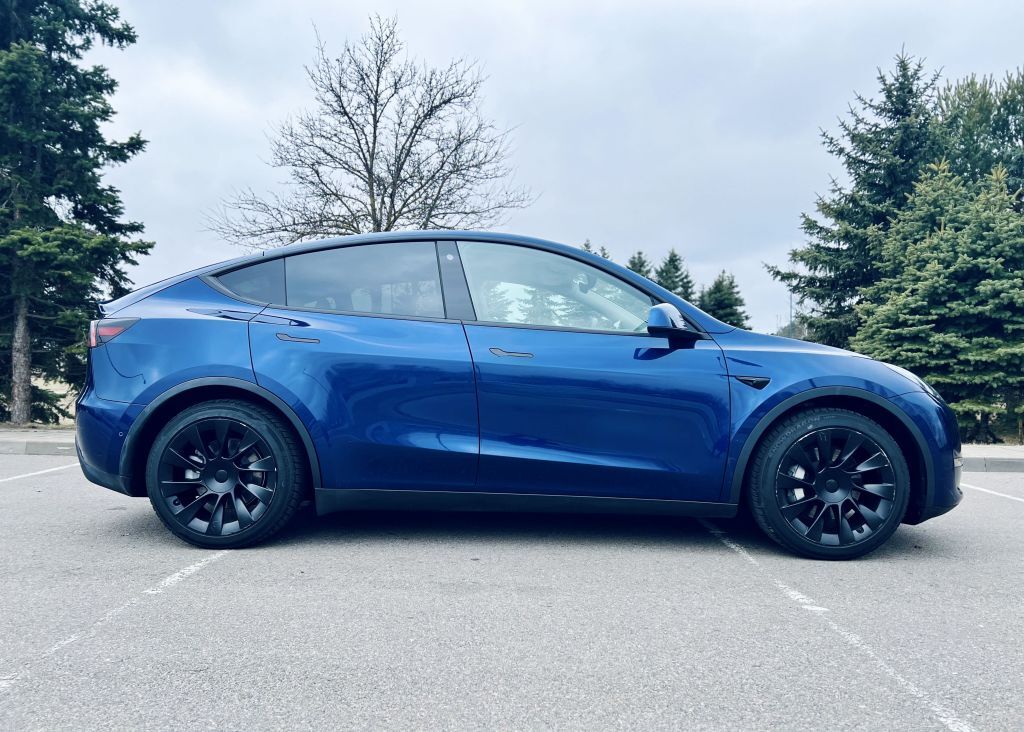 Прокат Tesla в Минске